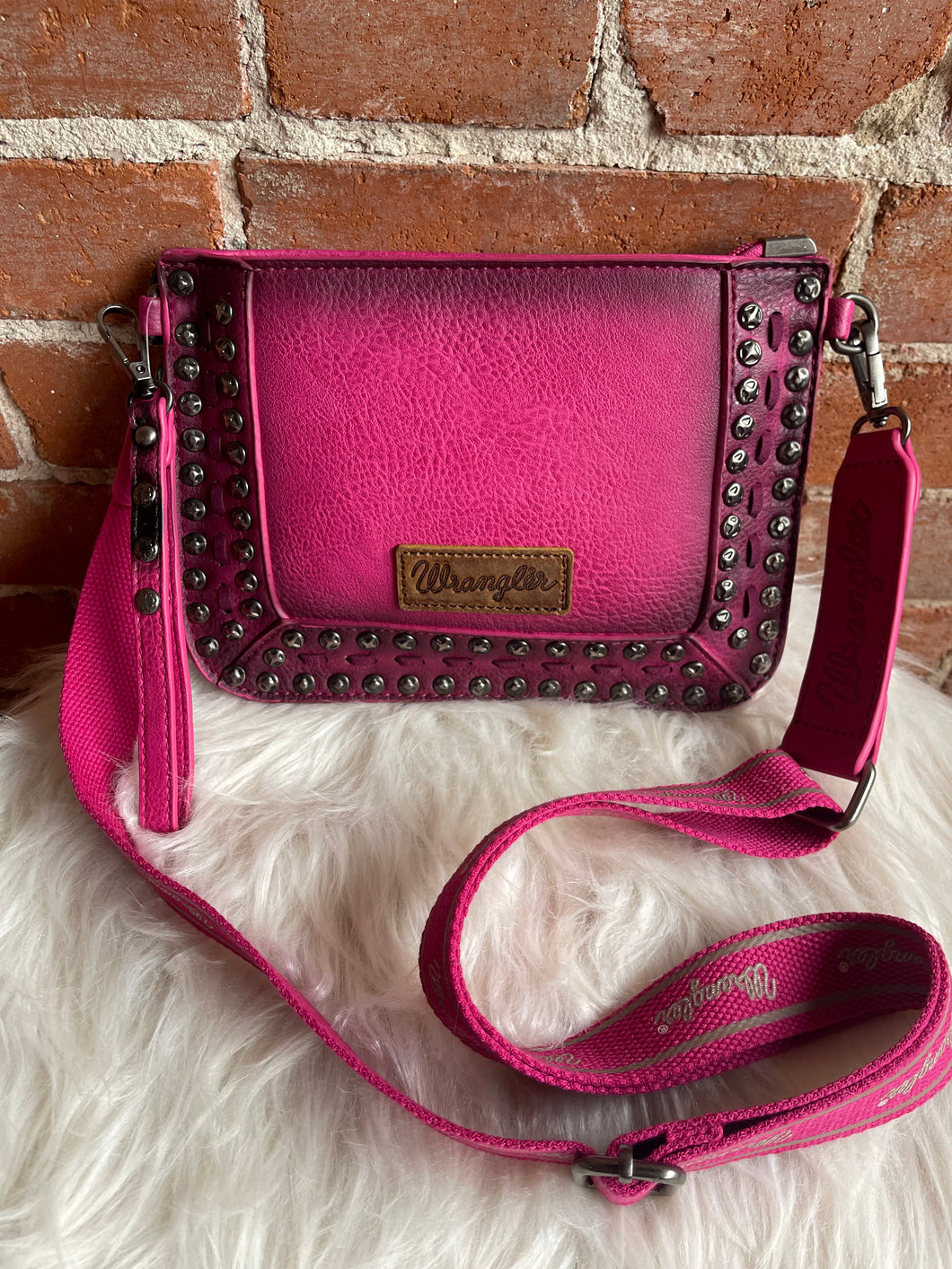 Wrangler Crossbody Fuchsia